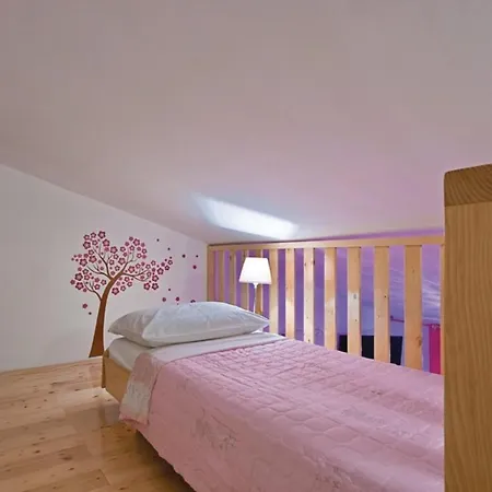 Apartment Svjetlana Pula